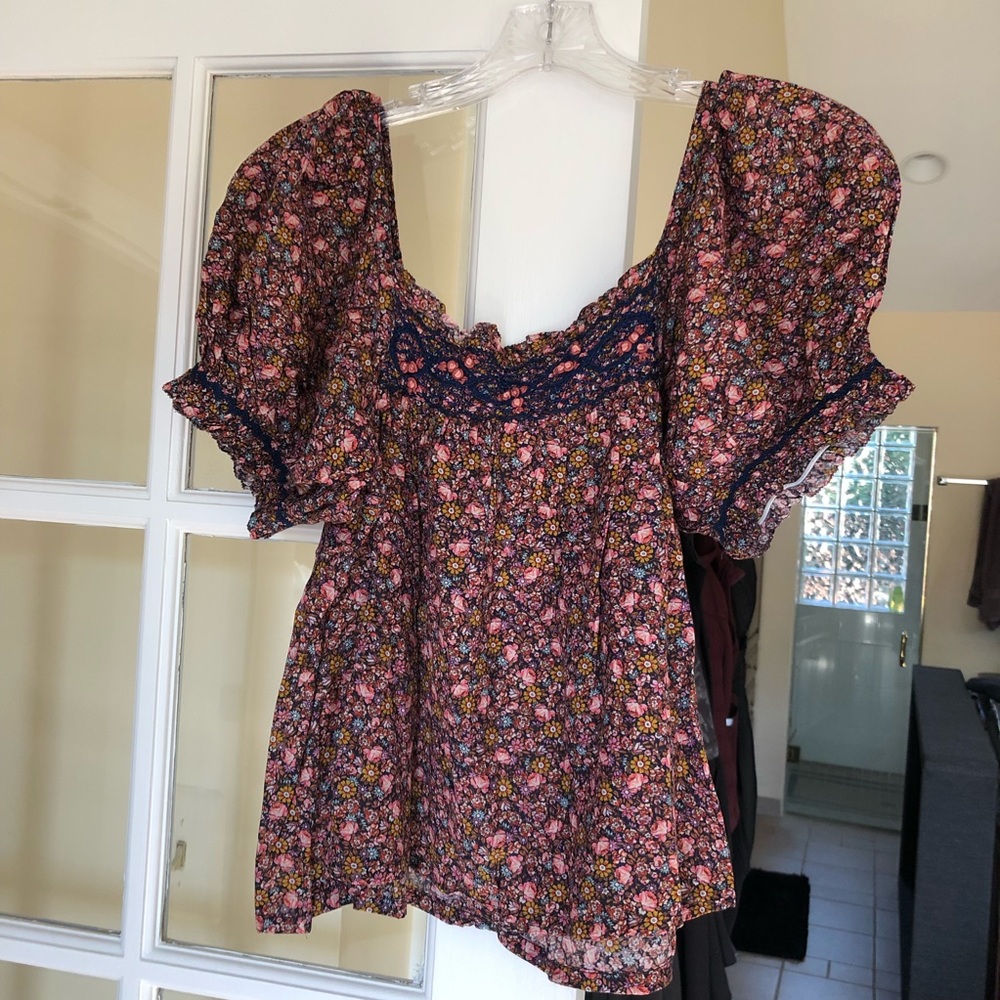 Doen Top, size small